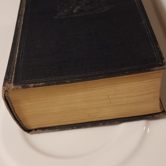 1944 Garden Book 1000 Garden Questions. 1st edition - Picture 2 of 12